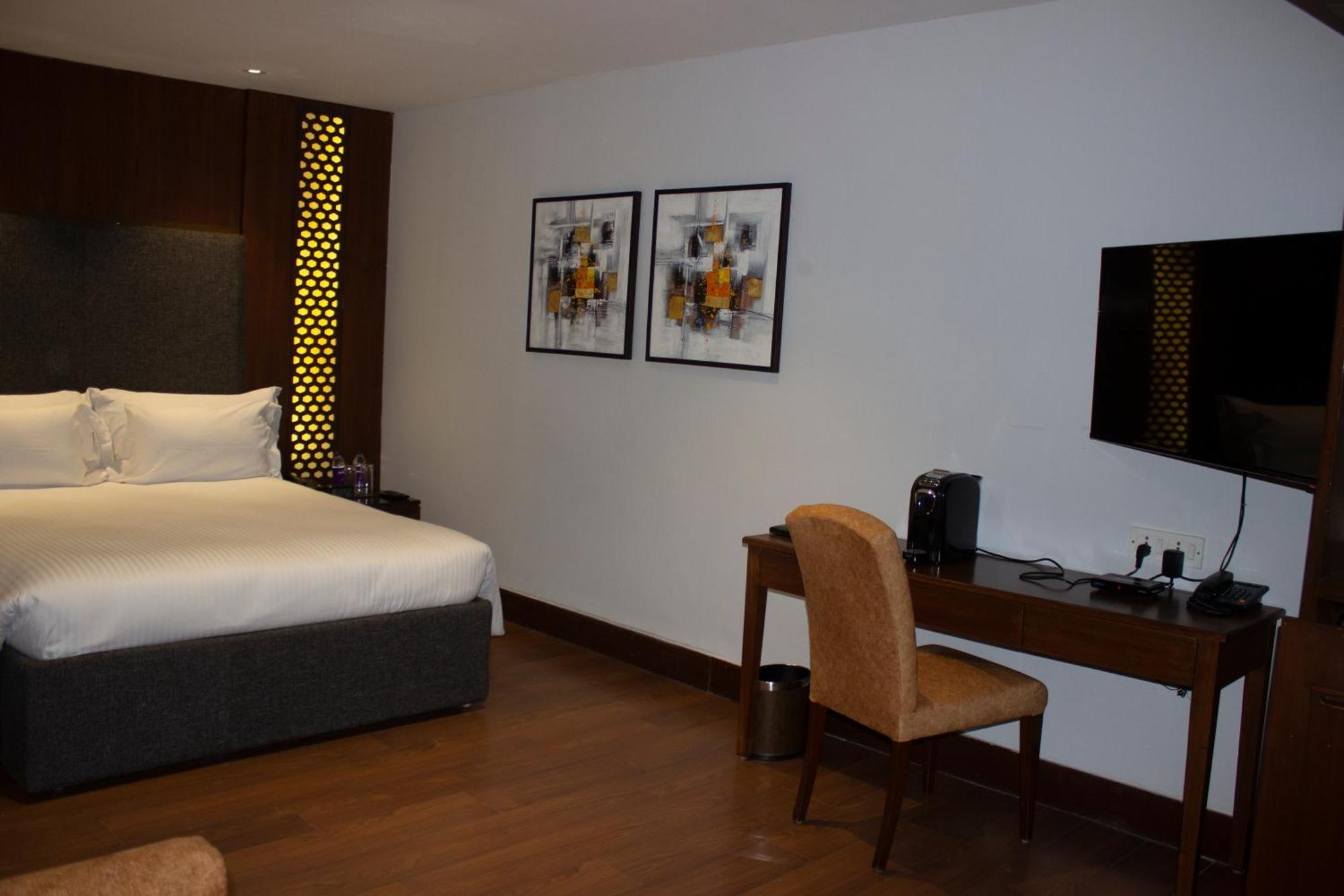 The Manor - New Delhi Hotell Eksteriør bilde
