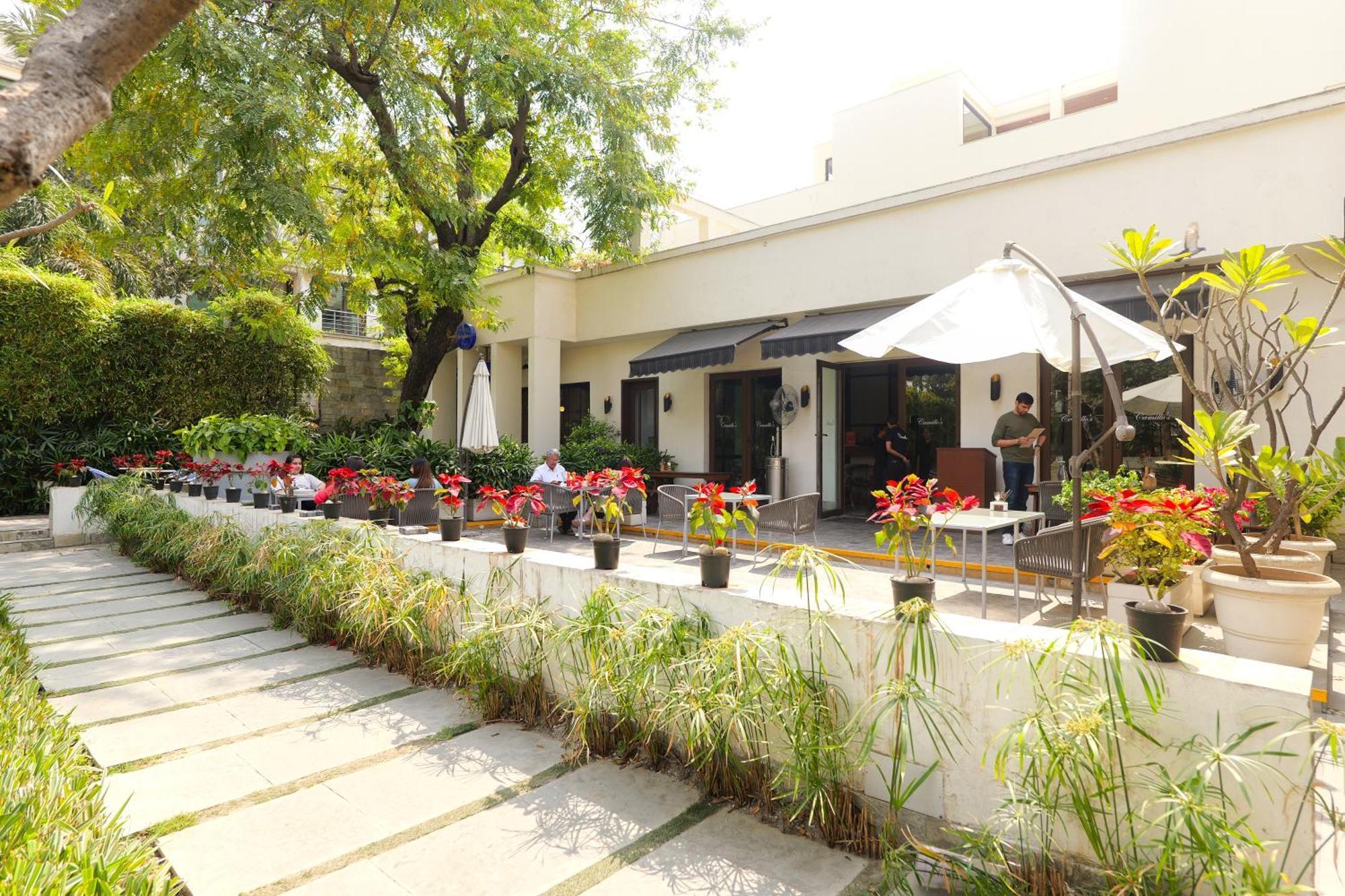 The Manor - New Delhi Hotell Eksteriør bilde