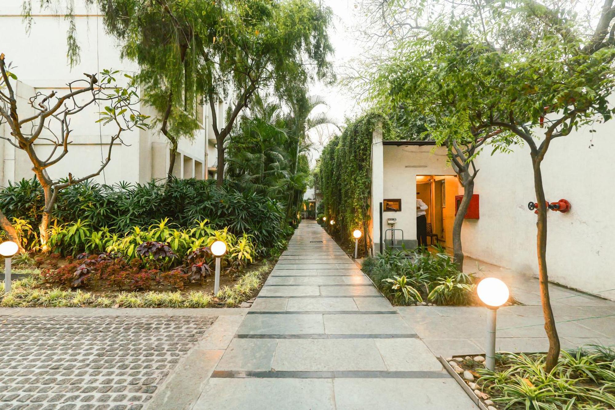 The Manor - New Delhi Hotell Eksteriør bilde